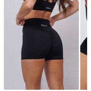 Echt Force Scrunch Shorts